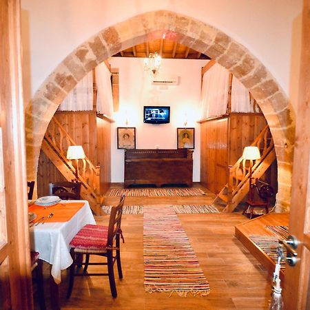 Villa Patitiri Traditional House With Hot Tub Archangelos  Extérieur photo