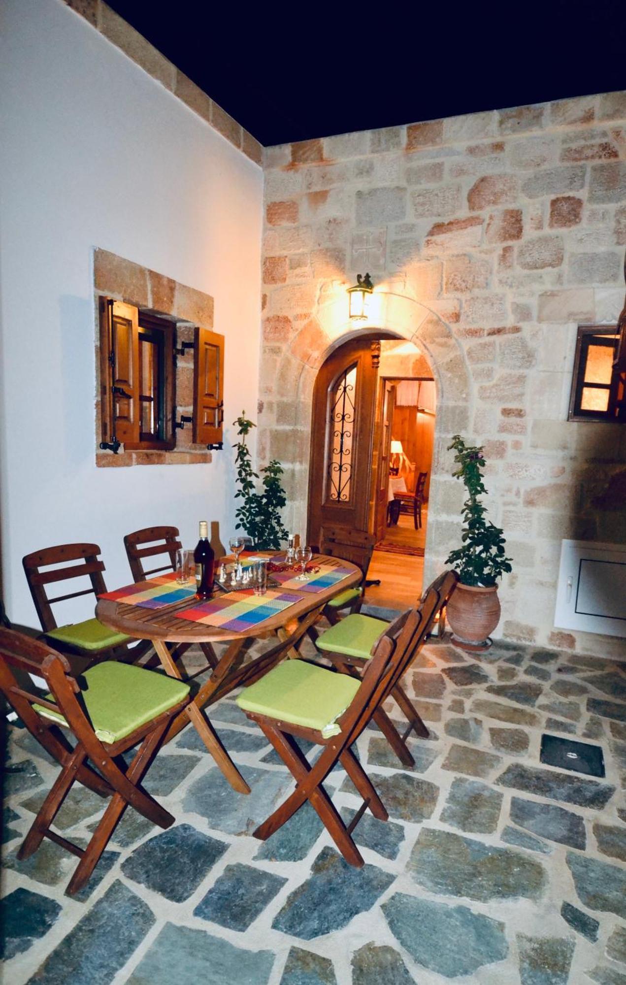 Villa Patitiri Traditional House With Hot Tub Archangelos  Extérieur photo