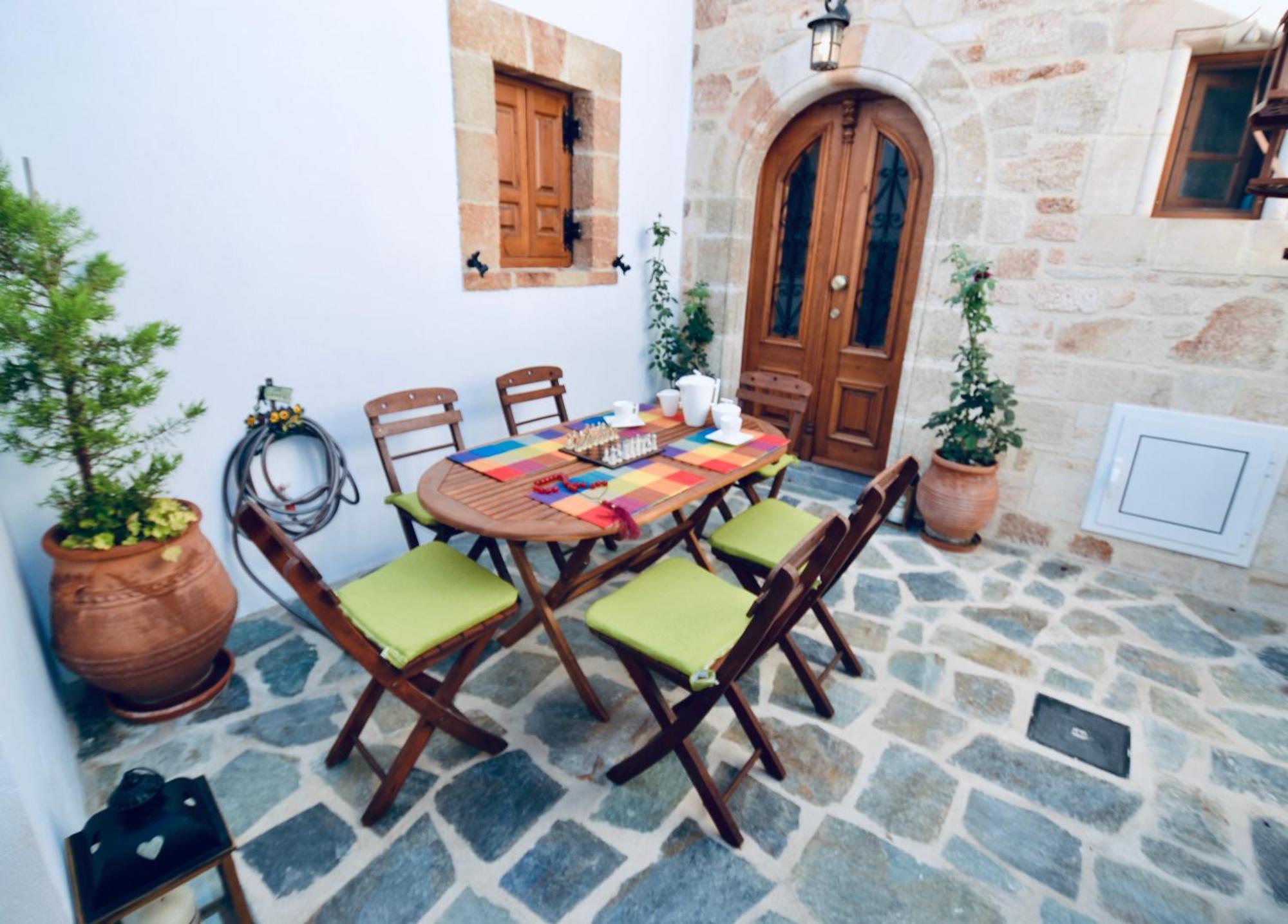 Villa Patitiri Traditional House With Hot Tub Archangelos  Extérieur photo