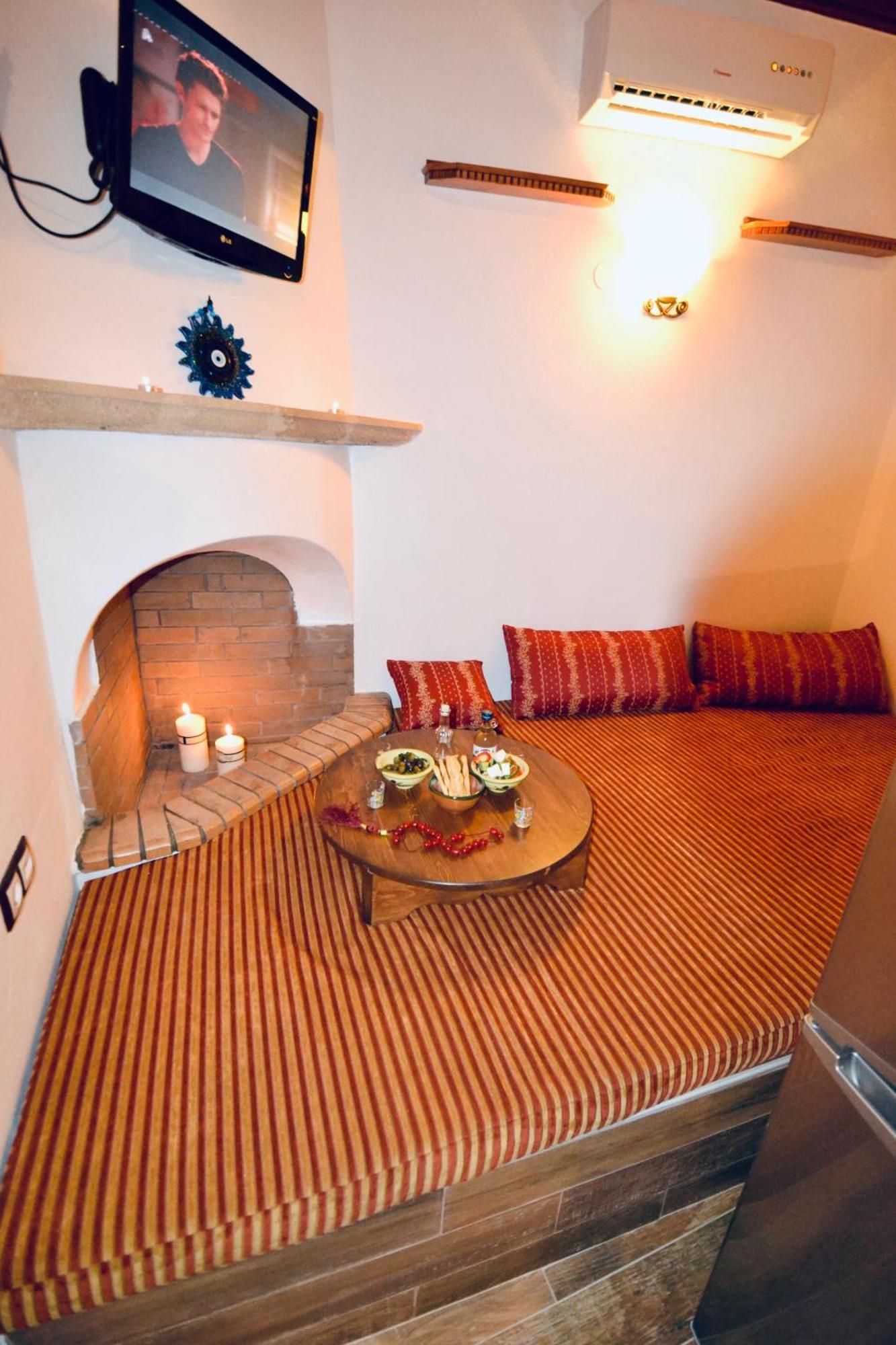 Villa Patitiri Traditional House With Hot Tub Archangelos  Extérieur photo