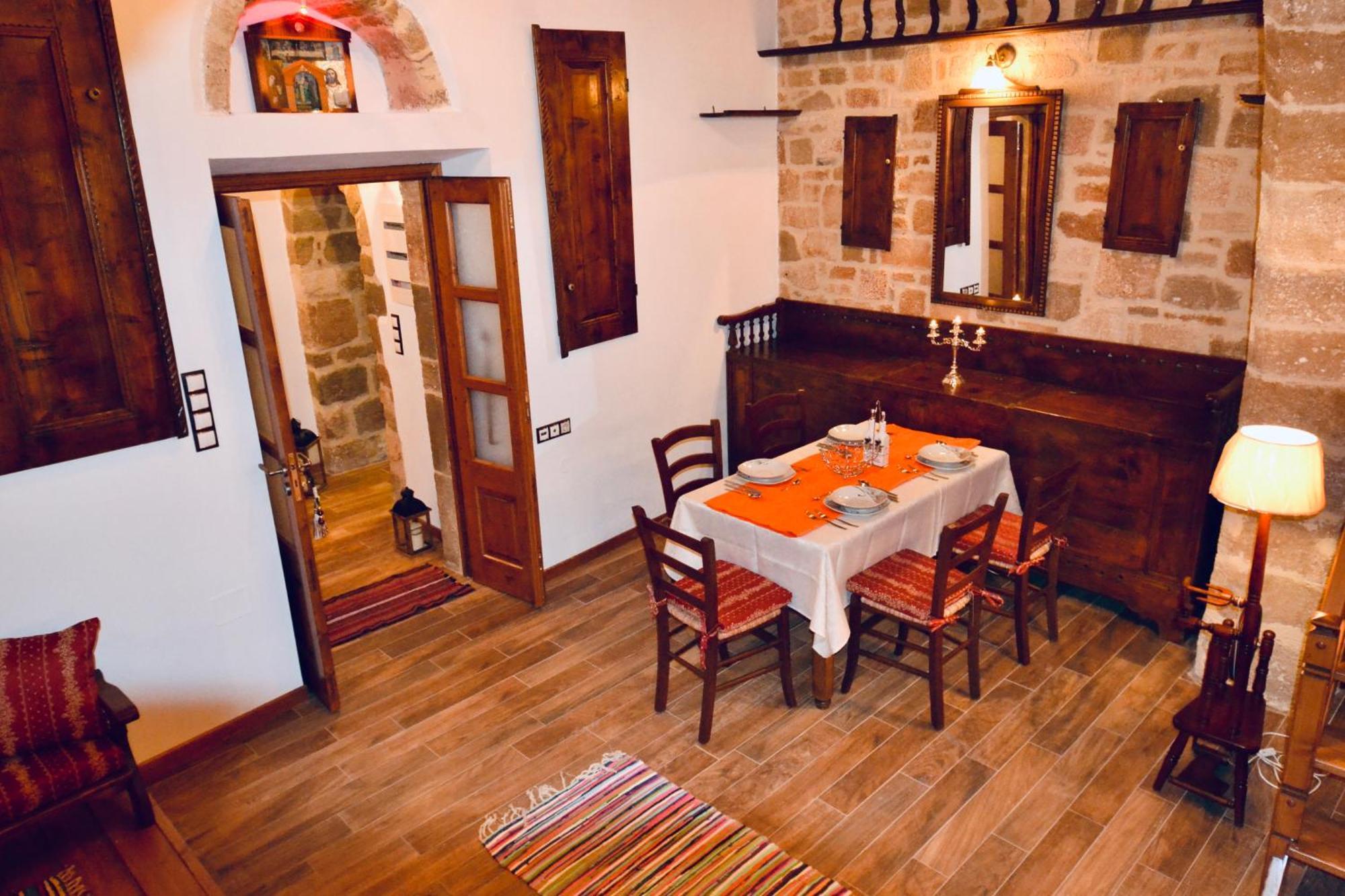 Villa Patitiri Traditional House With Hot Tub Archangelos  Extérieur photo