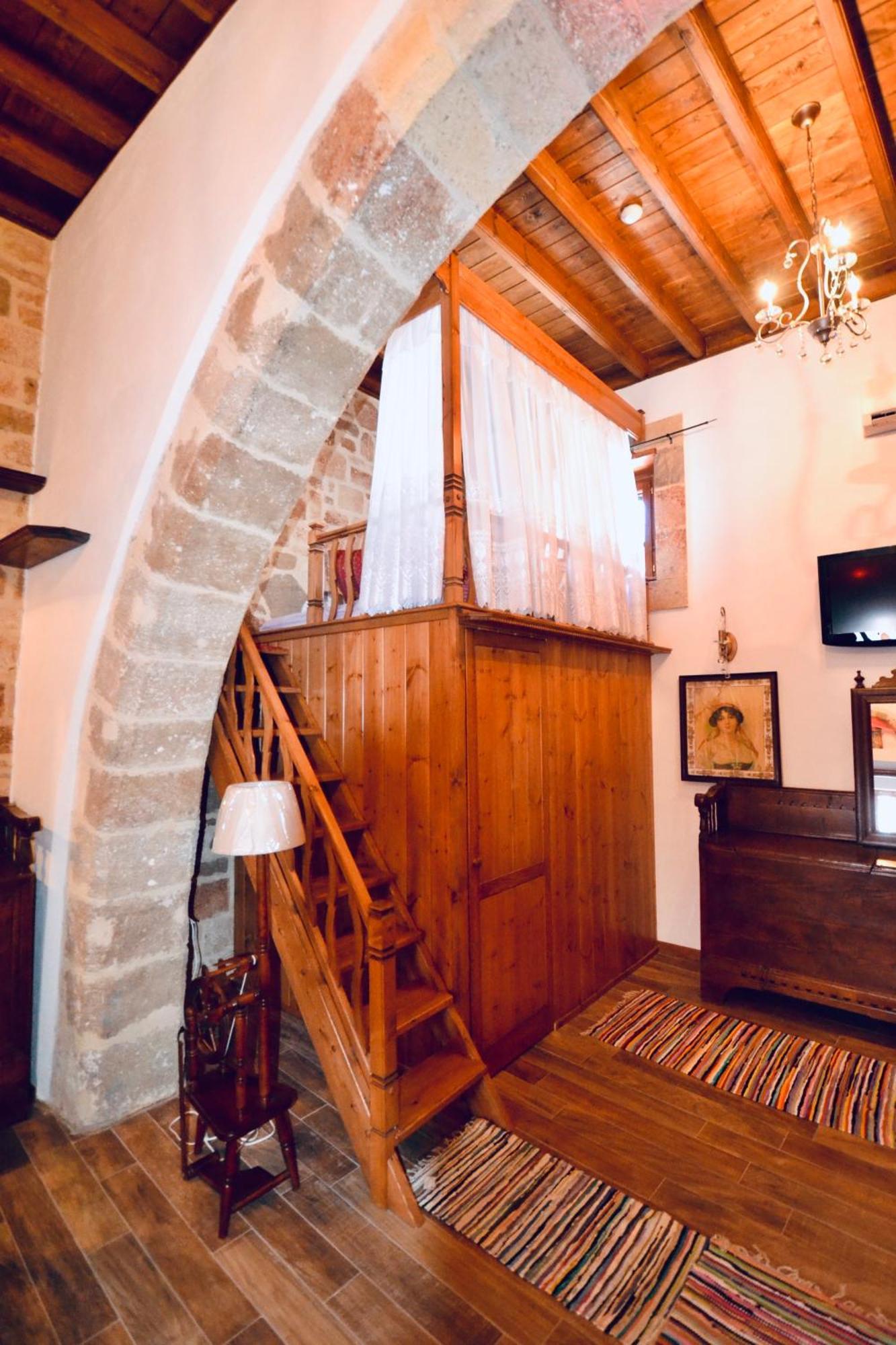 Villa Patitiri Traditional House With Hot Tub Archangelos  Extérieur photo
