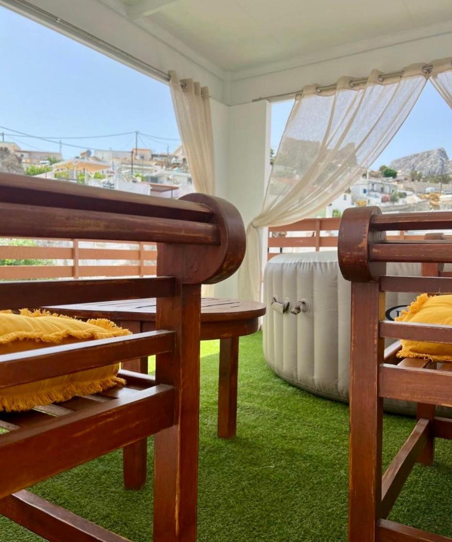 Villa Patitiri Traditional House With Hot Tub Archangelos  Extérieur photo
